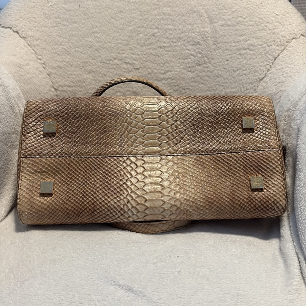Michael Kors Gia taupe embossed satchel handbag bag with gold glitter - Picture 5 of 8